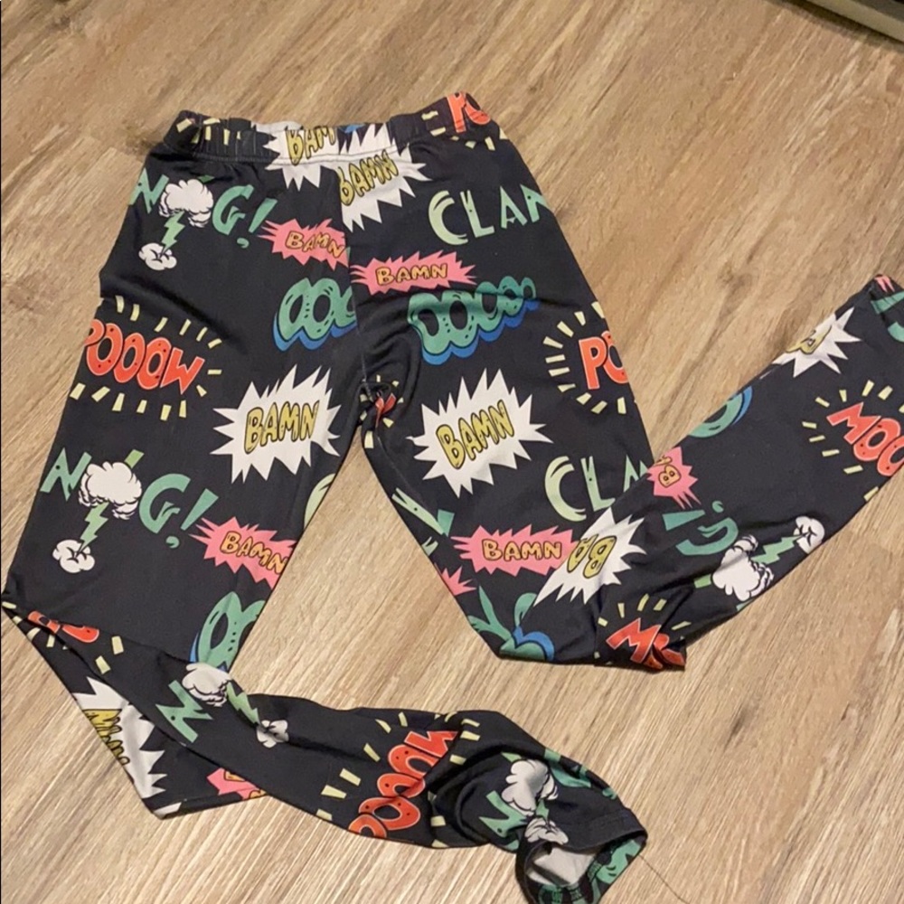 Comic book print leggings one size fits all